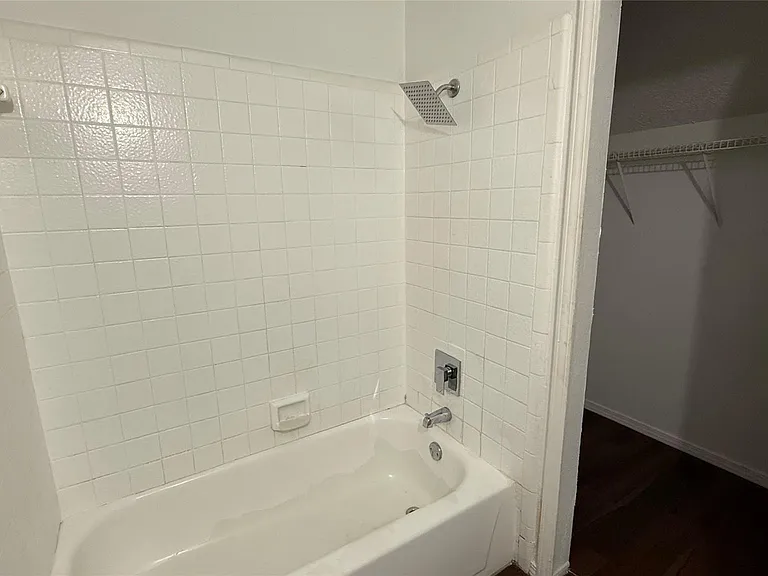 9839 Walnut St #210 — Photo 10