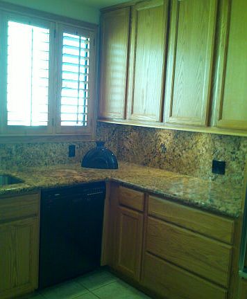 5th image of 12 Westmont Dr