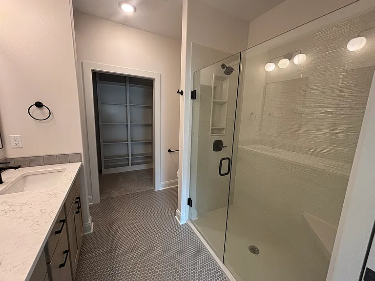 127 N Sheridan Ave — Photo 10