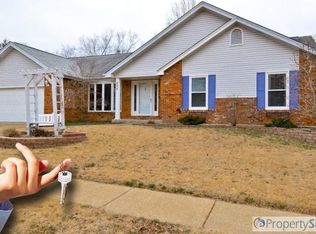 866 Ivy Trce, Ballwin, MO 63021