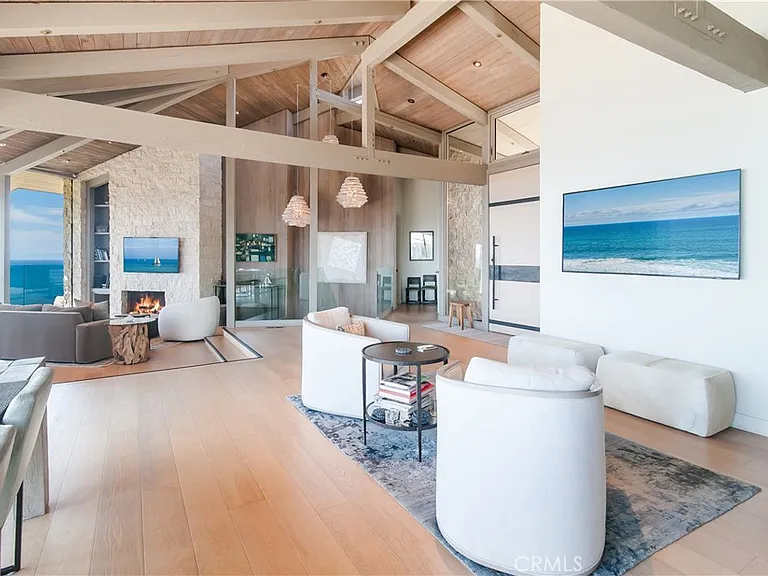 709 Kendall Dr — Photo 4