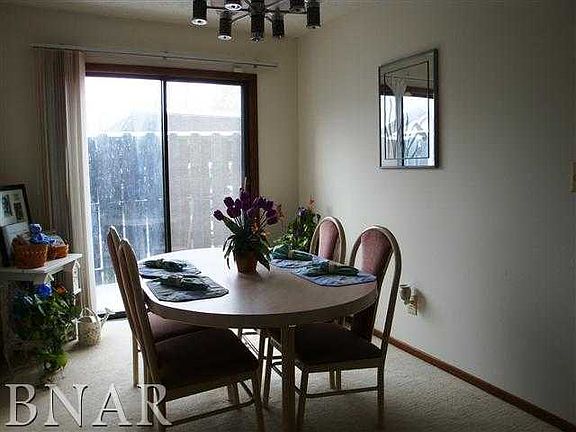5th image of 1110 E Jefferson St APT 24