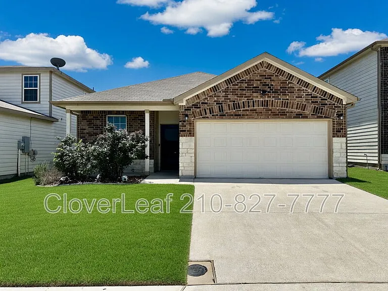 452 Holly Bush — Photo 3