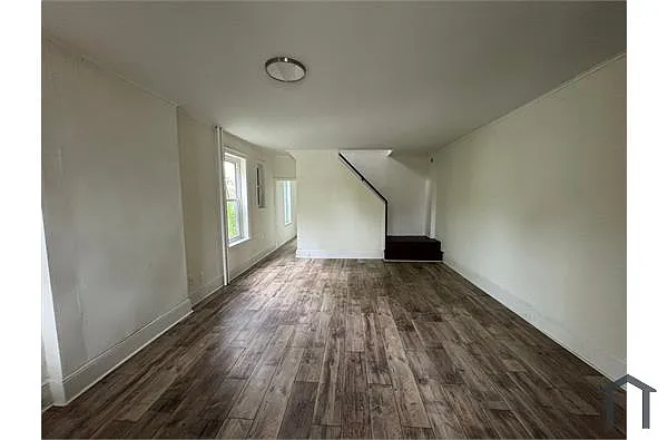 Building Photo - 609 Highland Ave