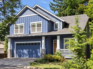 709 SW 6th Ct, Portland, OR 97219