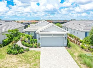 16117 Isola Pl, Lakewood Ranch, FL 34211