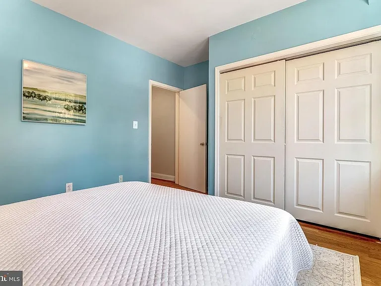 806 New Hampshire Ave NW — Photo 8