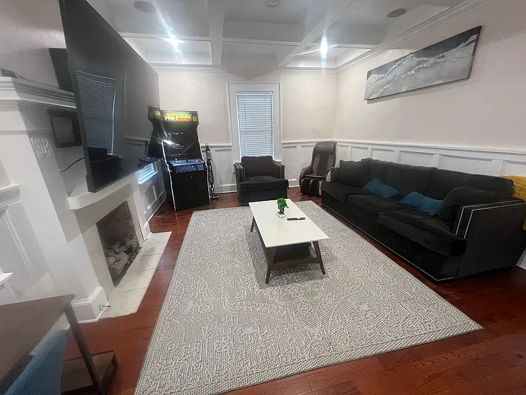 1843 Lakewood Ave SE — Photo 11