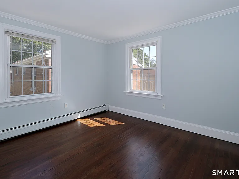 240 Sunnyridge Ave #121 — Photo 16
