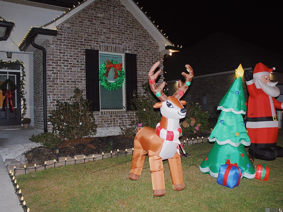 1st image of 845 Beaumont Dr