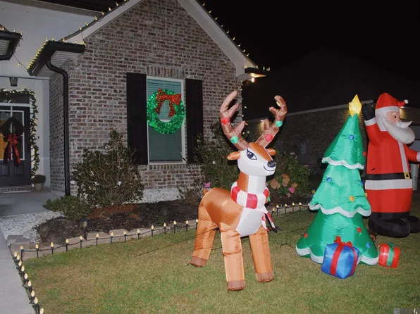 845 Beaumont Dr, Gonzales, LA 70737