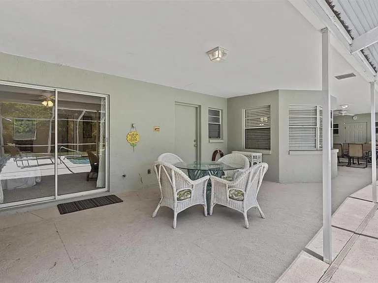 1895 Buccaneer Cir — Photo 25
