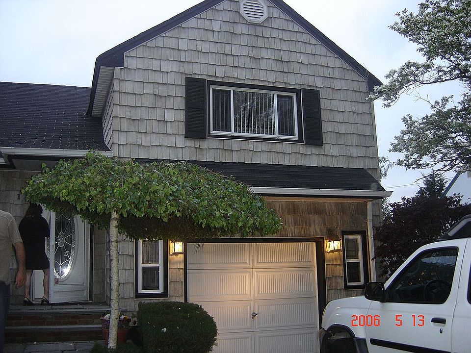 2nd image of 1 Eton Ct