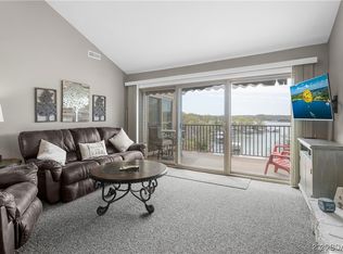 70 Robinwood Dr #3F, Lake Ozark, MO 65049