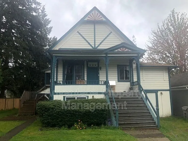 522 Calapooia St SW #3 — Photo 1