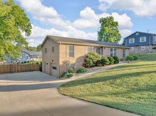 403 Oriole Dr, Greeneville, TN 37743