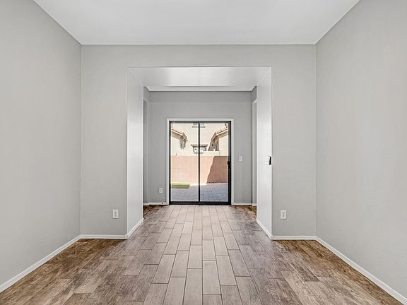 4th image of 10296 W SANDS Drive #485