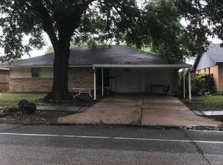 1706 Burke Rd, Pasadena, TX 77502