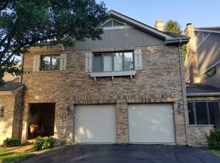 133 Castle Rock Ln, Bloomingdale, IL 60108
