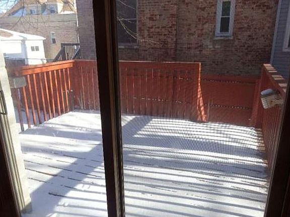 3rd image of 424 E Oakwood Blvd Unit 10