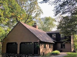 6950 Cottonwood Ct NW, Rochester, MN 55901