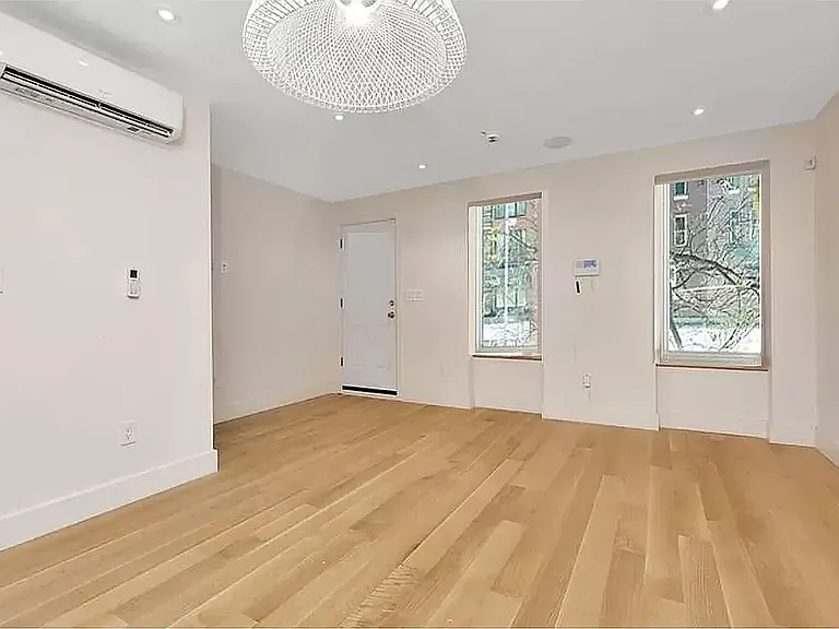 217 Lexington Ave #1 — Photo 2