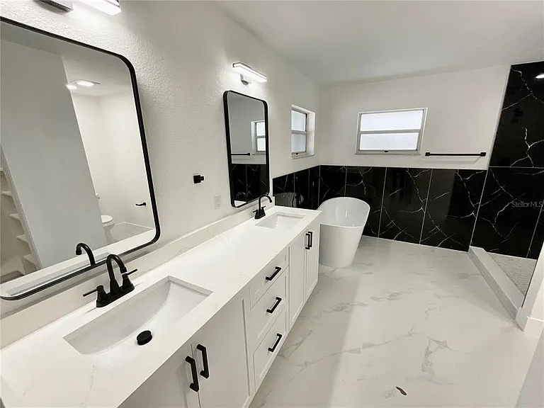 1307 Belcher Dr — Photo 14