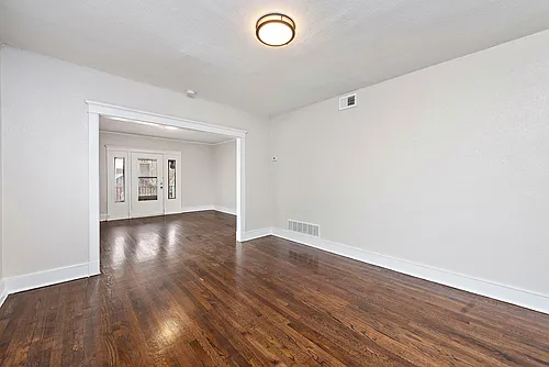 Floor plan 2B 1B 3F R W/D