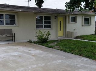 7711 NW 33rd St, Hollywood, FL 33024