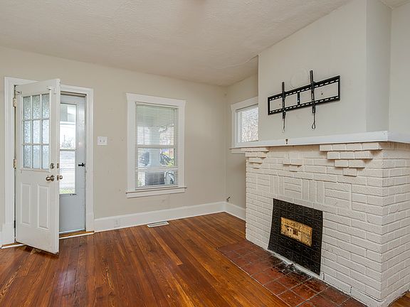 4th image of 349 American Ave