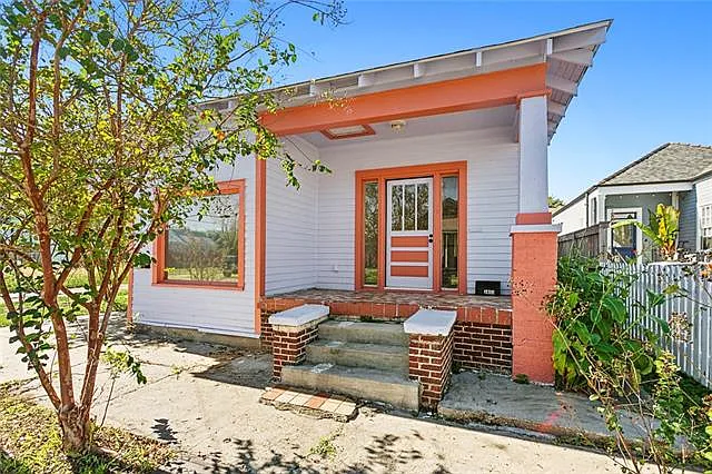 843 Elmira Ave — Photo 7