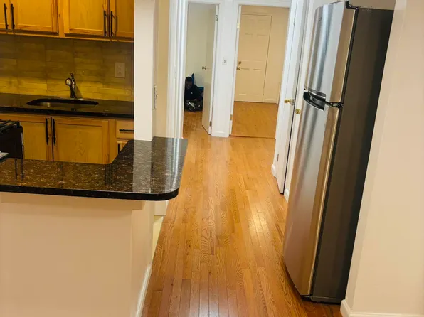 734 Madison Street image 6 of 18