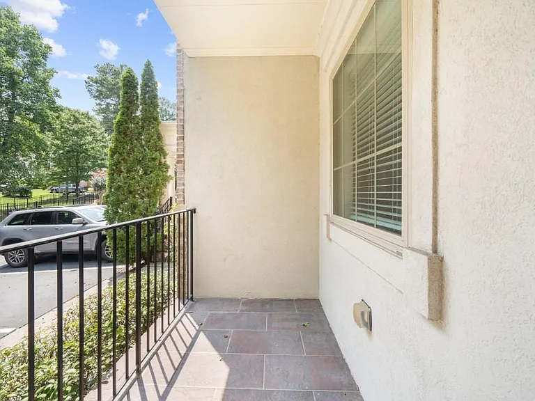2360 Logan Cir #101 — Photo 27