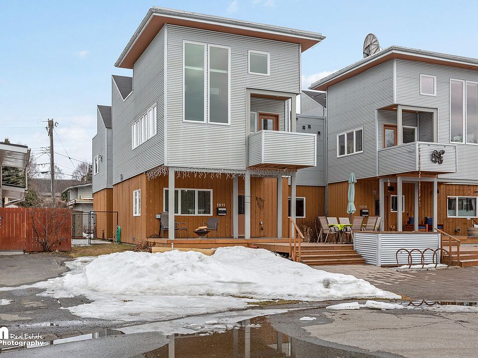 1st image of 1311 W 16th Ave #1
