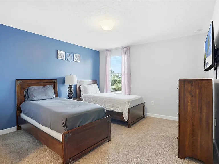 9039 Shadow Mountain St — Photo 32