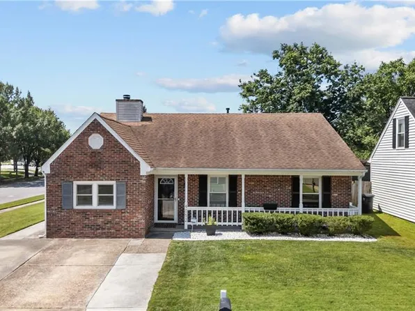 4052 Peridot Dr, Virginia Beach, VA 23456