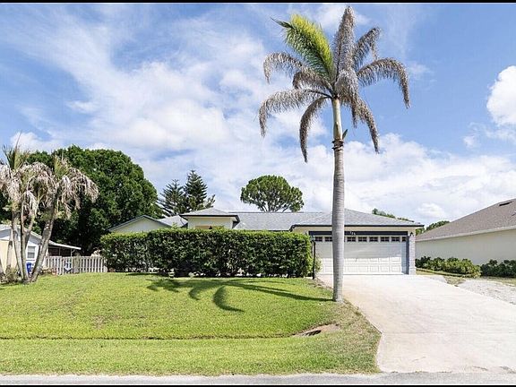 5th image of 726 Tuxedo Terrace