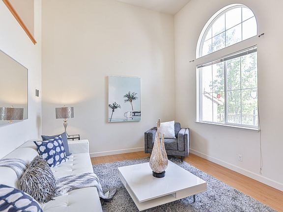 3rd image of 4518 Saint Palais Pl