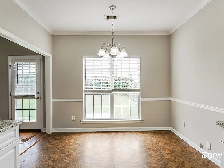 700 Waterford Ln — Photo 7