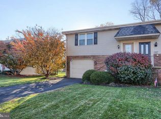 610 S Cedar St, Lititz, PA 17543