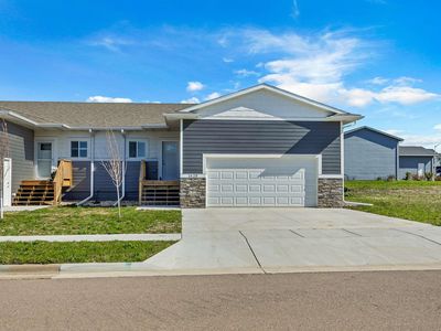 1620 E 69th St N, Sioux Falls, SD, 57104