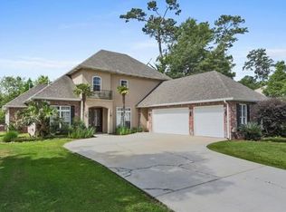 908 Winona Dr, Mandeville, LA 70471
