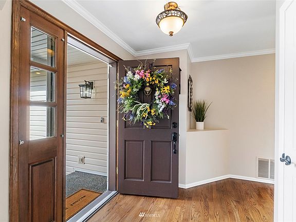 Charming front door with great lighting