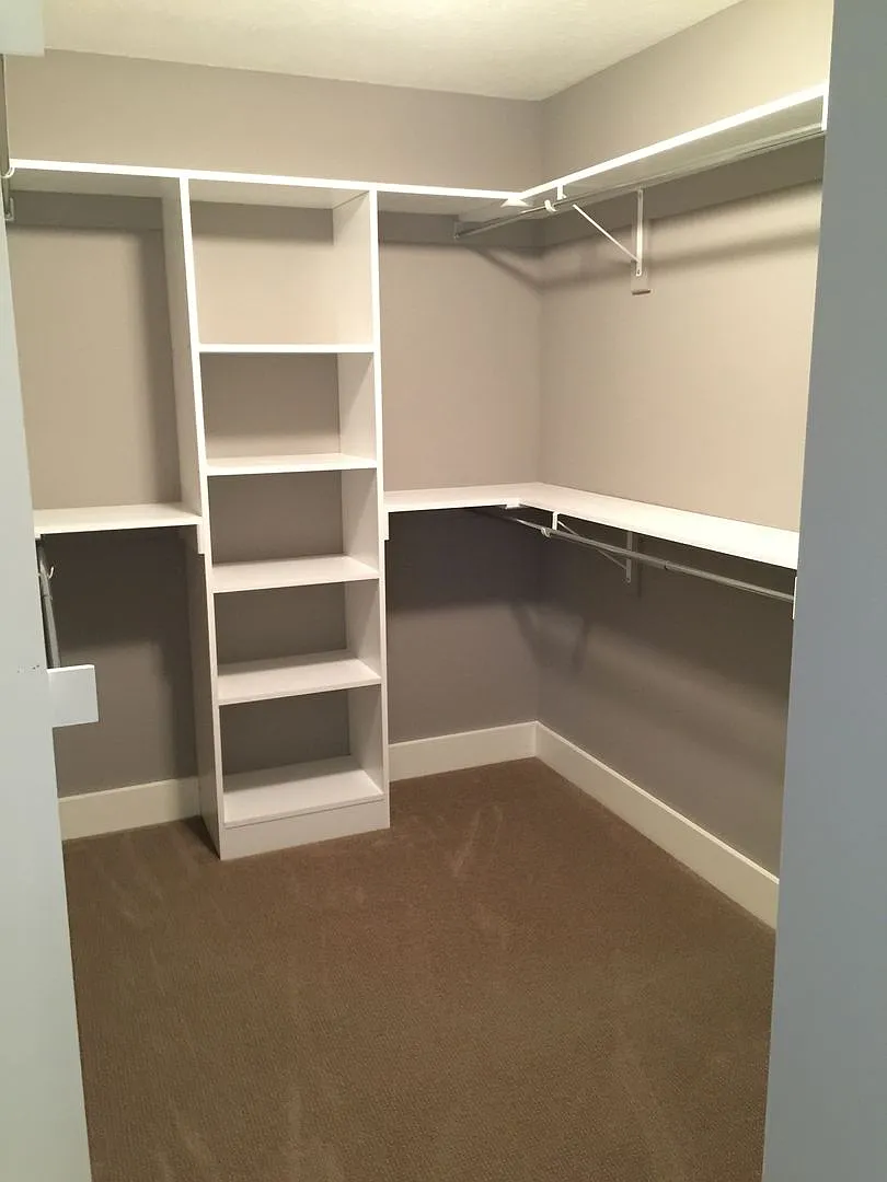 Beautiful 3 bedroom 2 1/2 bath home — Photo 4