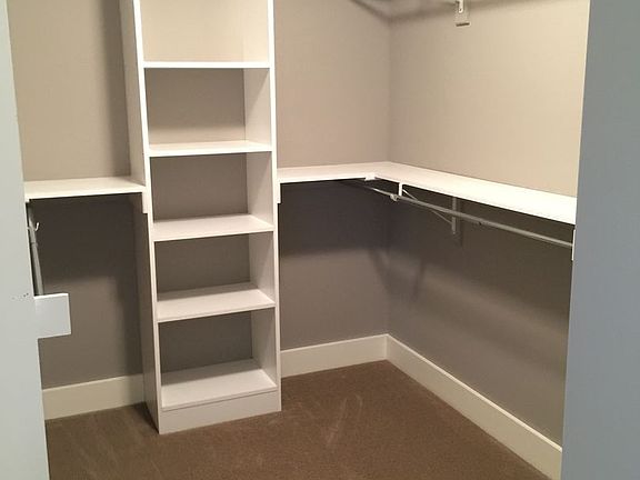 4th image of 2979 Creekside Ct