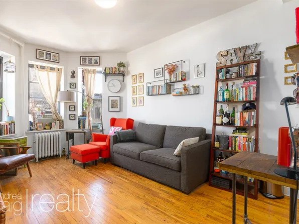 628 2nd Street image 1 of 8