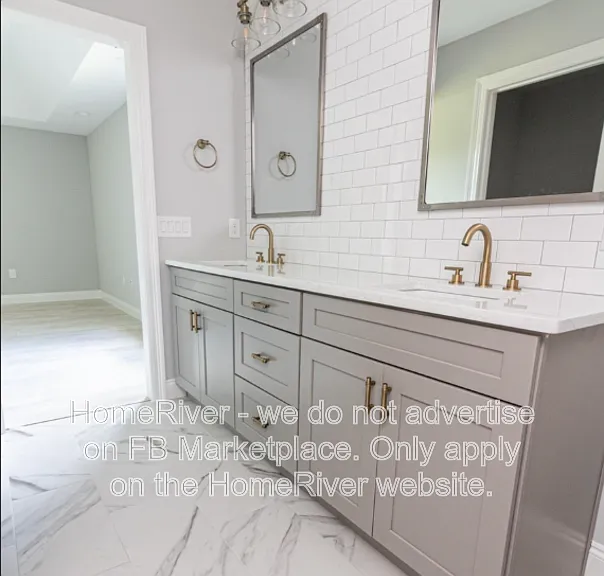 5359 Maverick Ln — Photo 3