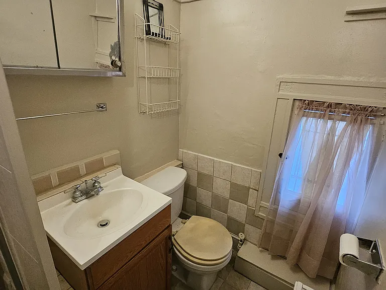 4006 Fernhill Ave #3 — Photo 17