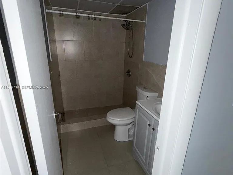 7010 NW 186th St #5-201 — Photo 8