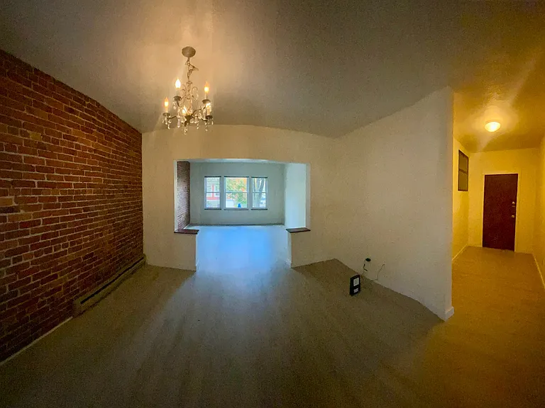 1133 NW 19th Ave #4 — Photo 2